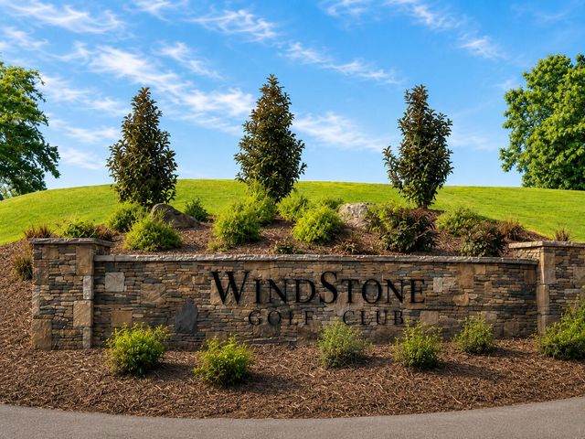 1572 Windstone Drive, Ringgold, GA 30736