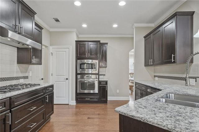 112 Lakestone Parkway, Woodstock, GA 30188