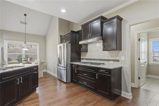 112 Lakestone Parkway, Woodstock, GA 30188