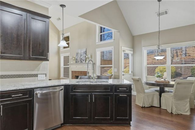 112 Lakestone Parkway, Woodstock, GA 30188