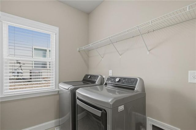 112 Lakestone Parkway, Woodstock, GA 30188