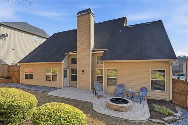 112 Lakestone Parkway, Woodstock, GA 30188