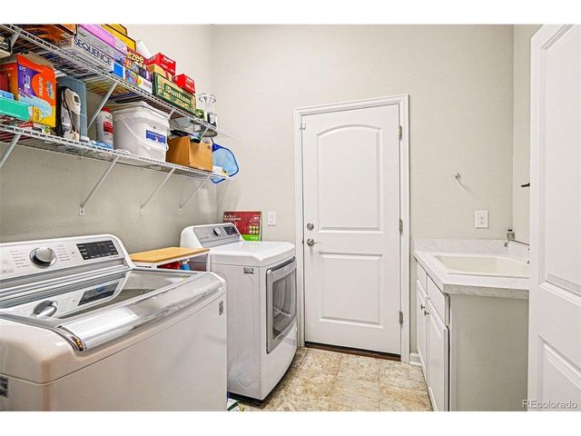 22596 E Glidden Dr, Aurora, CO 80016