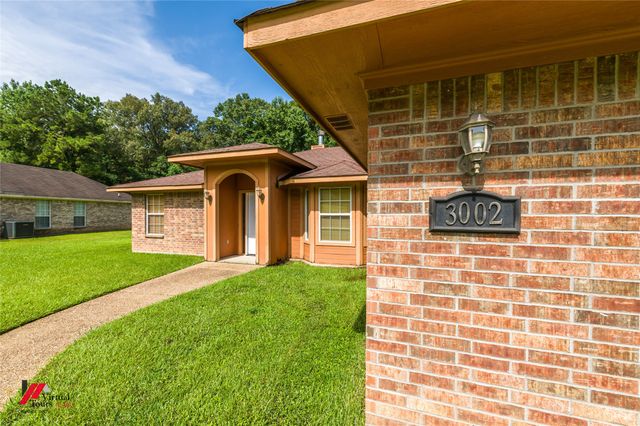 3002 Long Pines Drive, Shreveport, LA 71119