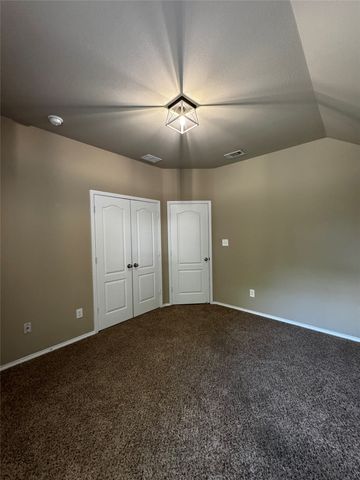 4548 Fern Valley Drive, Fort Worth, TX 76244
