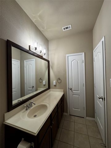 4548 Fern Valley Drive, Fort Worth, TX 76244