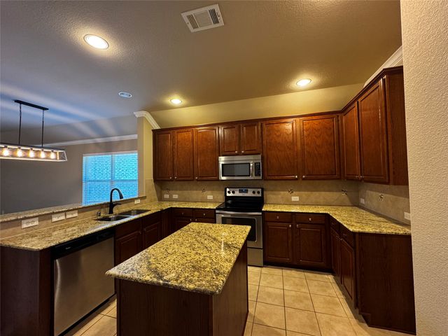 4548 Fern Valley Drive, Fort Worth, TX 76244