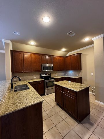4548 Fern Valley Drive, Fort Worth, TX 76244