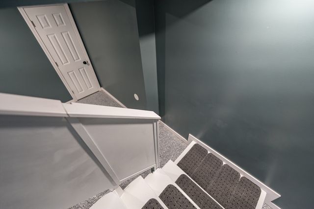 38 Hapgood Rd, Worcester, MA 01605