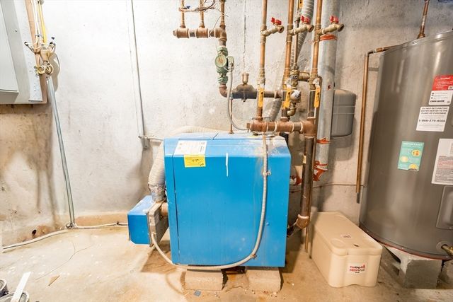 38 Hapgood Rd, Worcester, MA 01605