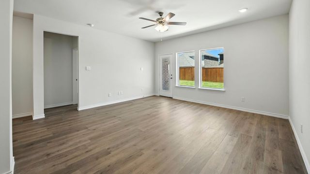 2124 Crockett Way, Anna, TX 75409