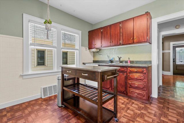 3018 N 74th STREET, Milwaukee, WI 53210