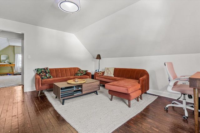 3018 N 74th STREET, Milwaukee, WI 53210