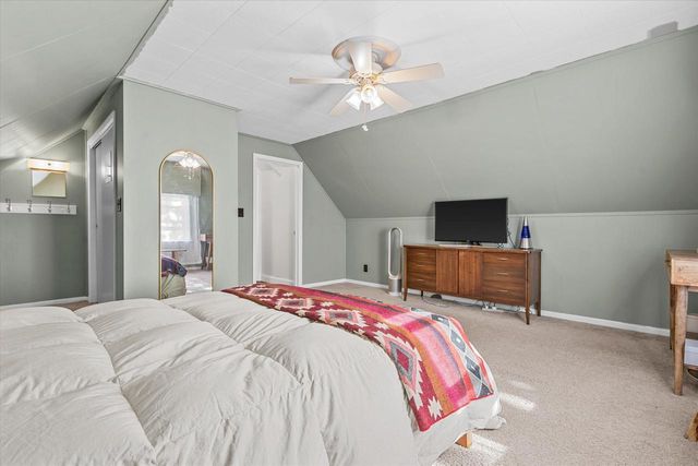3018 N 74th STREET, Milwaukee, WI 53210