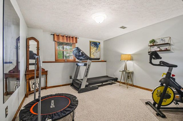 1878 Glenvale Drive Sw, City Of Wyoming, MI 49519
