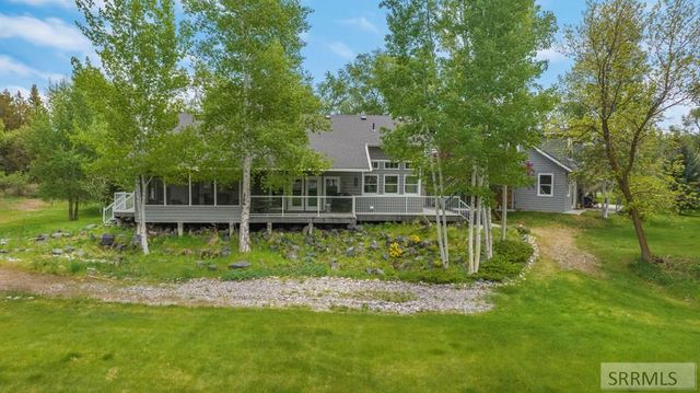 416 E 700 N, Firth, ID 83236