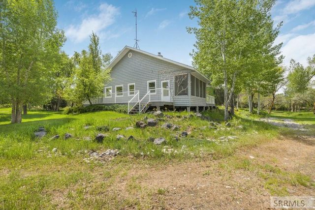 416 E 700 N, Firth, ID 83236