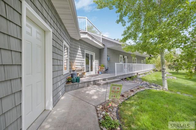 416 E 700 N, Firth, ID 83236