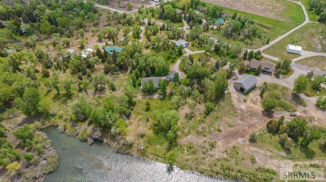 416 E 700 N, Firth, ID 83236