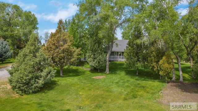 416 E 700 N, Firth, ID 83236