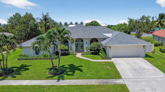 13949 Sheffield Court, Wellington, FL 33414
