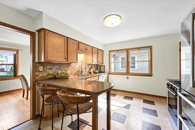 2563 N 71st STREET, Milwaukee, WI 53213