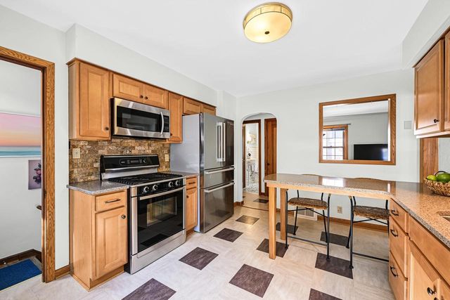 2563 N 71st STREET, Milwaukee, WI 53213