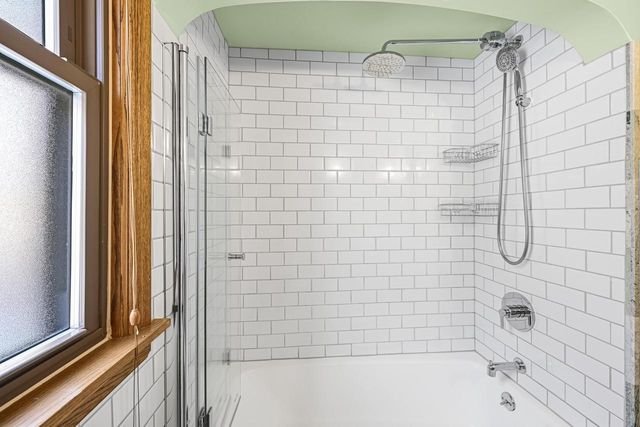2563 N 71st STREET, Milwaukee, WI 53213