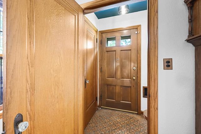 2563 N 71st STREET, Milwaukee, WI 53213