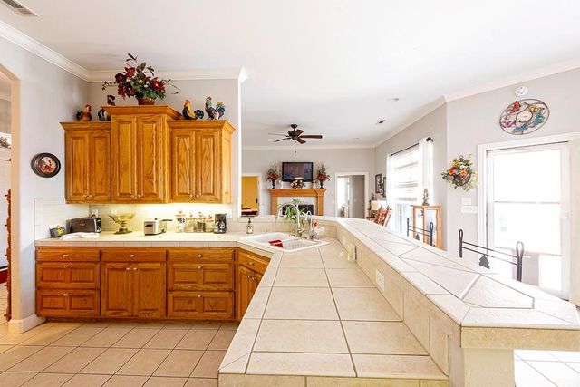 5805 41st Street, Rogers, AR 72758