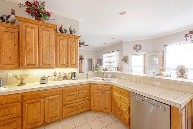 5805 41st Street, Rogers, AR 72758