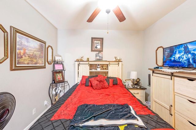 5805 41st Street, Rogers, AR 72758