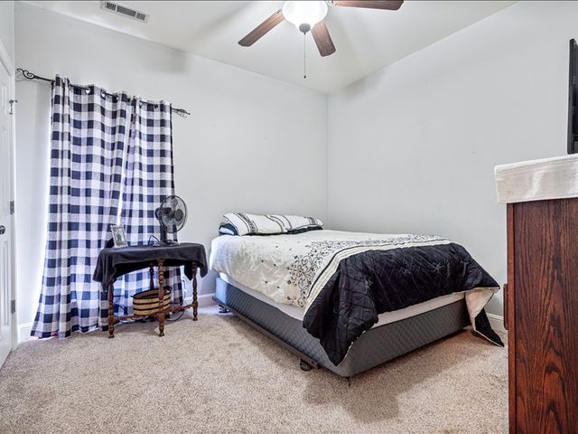 5805 41st Street, Rogers, AR 72758
