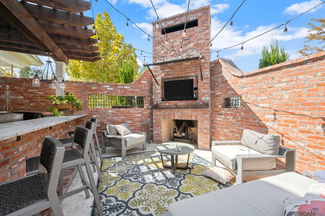 2232 Rouzan Ave, Baton Rouge, LA 70808