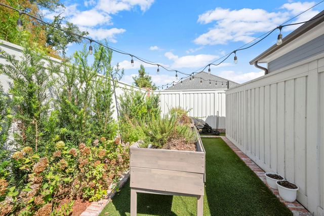 2232 Rouzan Ave, Baton Rouge, LA 70808