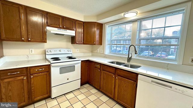 1727 JACOBS MEADOW DR, Severn, MD 21144