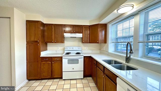 1727 JACOBS MEADOW DR, Severn, MD 21144