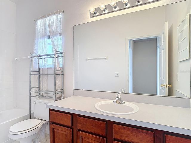 309 AYLESBURY COURT, Kissimmee, FL 34758