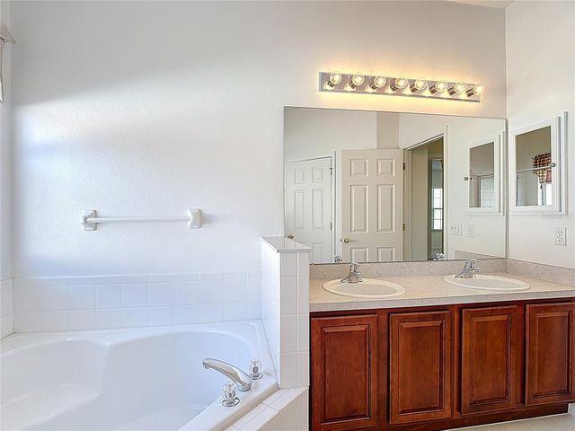 309 AYLESBURY COURT, Kissimmee, FL 34758