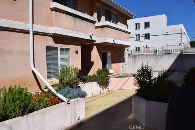 10128 Hillhaven, Tujunga, CA 91042