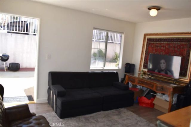 10128 Hillhaven, Tujunga, CA 91042