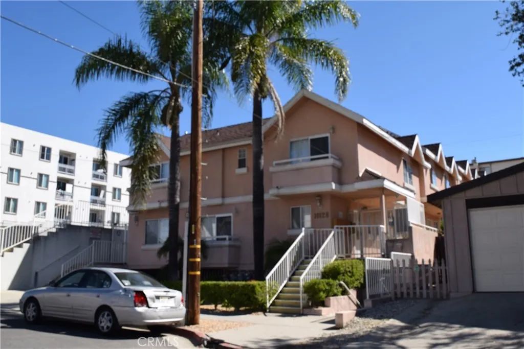 10128 Hillhaven, Tujunga, CA 91042