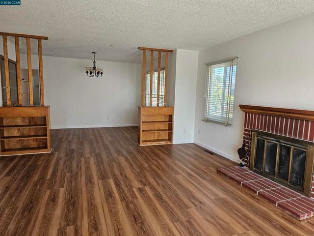 638 36Th St, Richmond, CA 94805