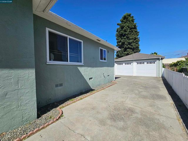 638 36Th St, Richmond, CA 94805
