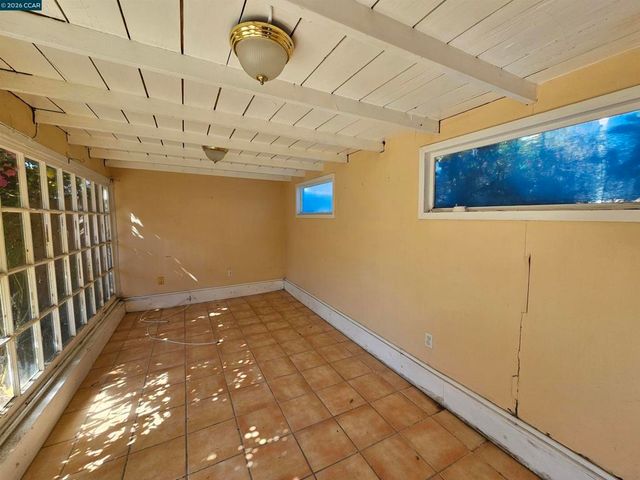 638 36Th St, Richmond, CA 94805