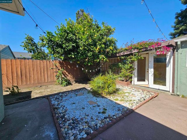 638 36Th St, Richmond, CA 94805