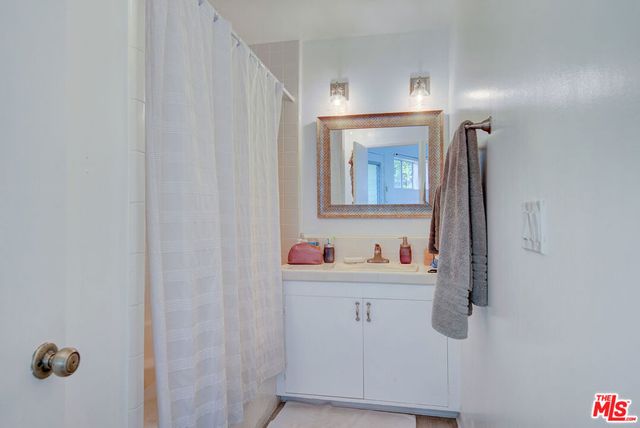 555 AGATE Street, Laguna Beach, CA 92651