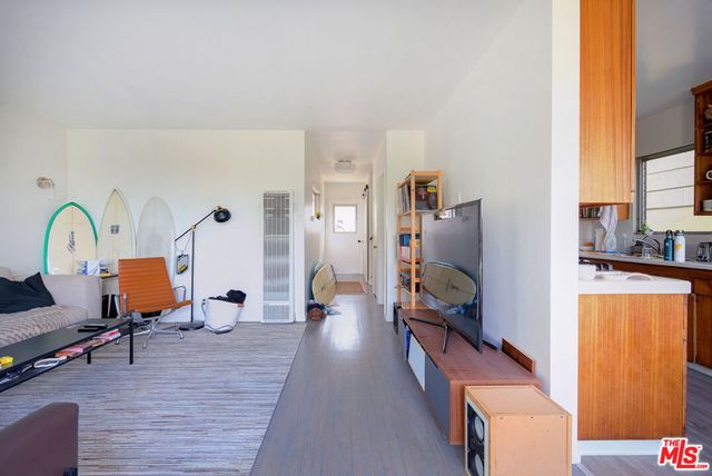 555 AGATE Street, Laguna Beach, CA 92651