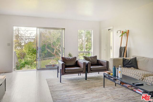 555 AGATE Street, Laguna Beach, CA 92651