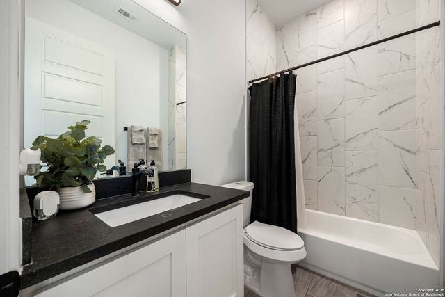 1848 Private Road 2771, Mico, TX 78056